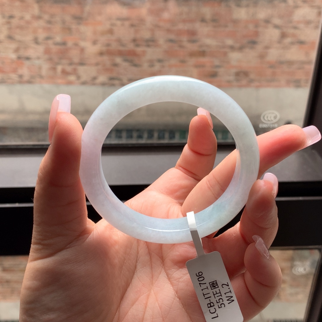 翡翠手镯未镶嵌14 54春彩正圈