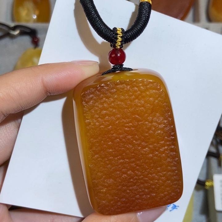 定制琥珀未镶嵌琥珀