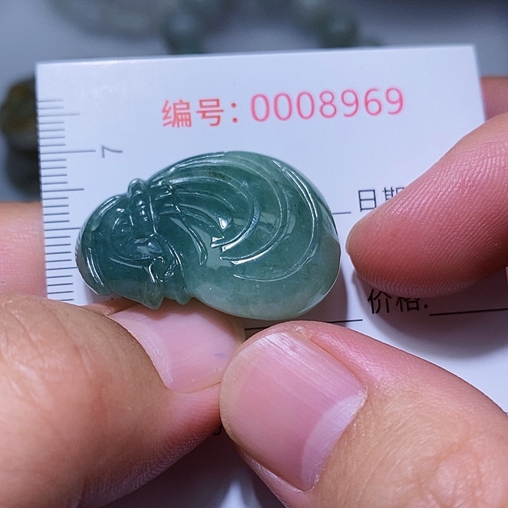 翡翠颈饰未镶嵌一