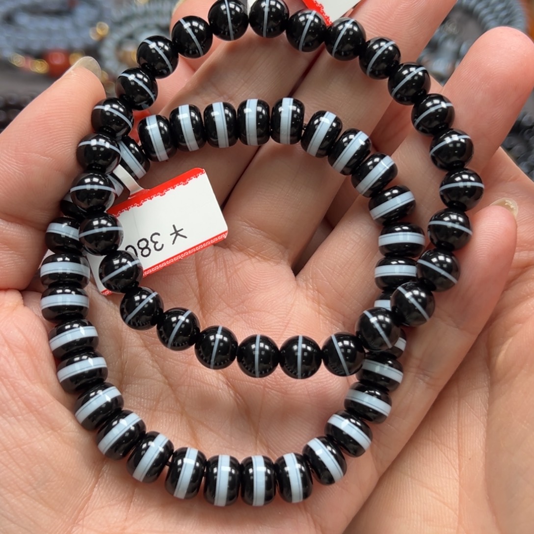 李***️玛瑙/玉髓未镶嵌手链