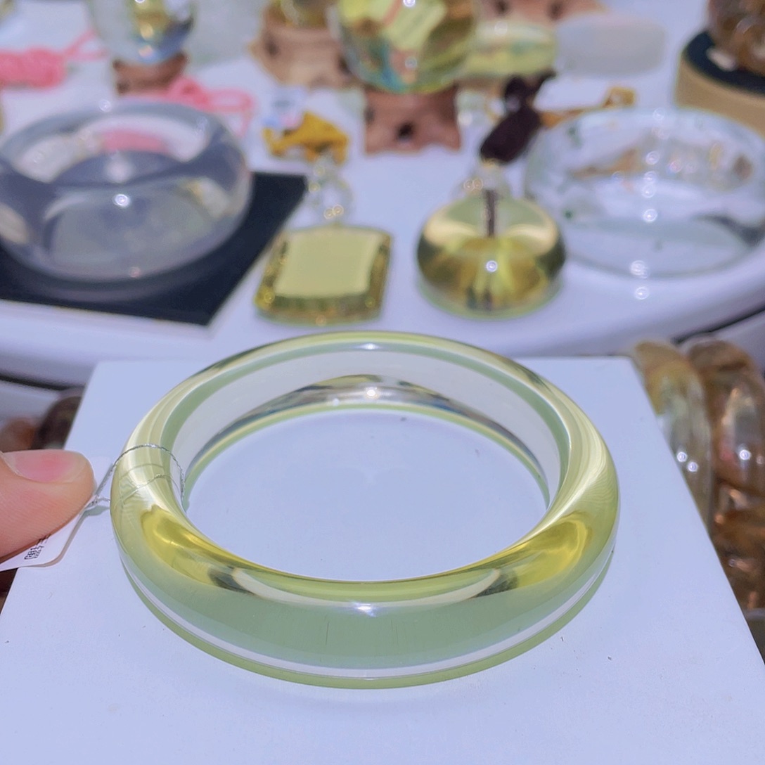 水晶手镯未镶嵌天然黄水晶手镯