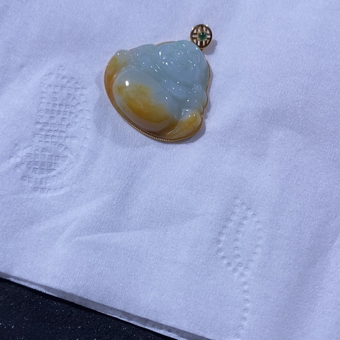 翡翠吊坠(不含链)18K金镶嵌