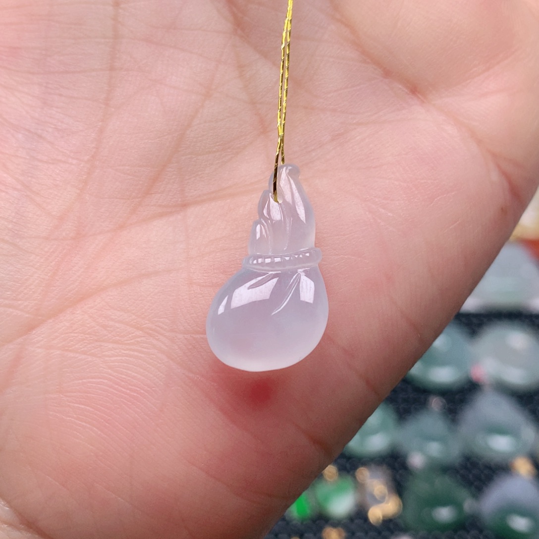 【闪购商品】翡翠吊坠(不含链)未镶嵌