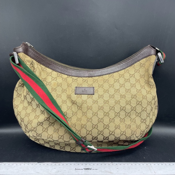 95新 GUCCI/古驰 月亮斜挎包/14192