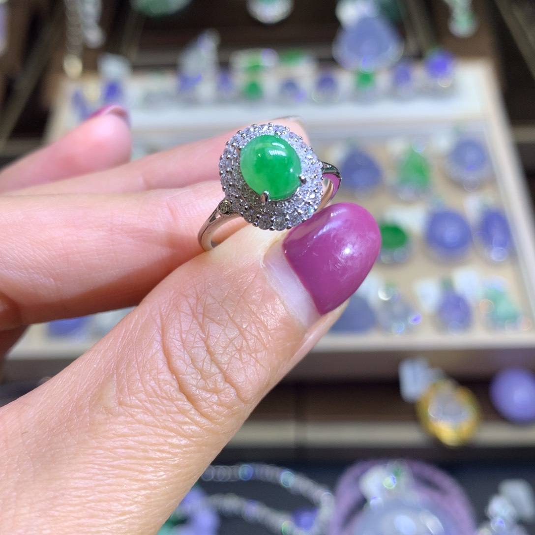 翡翠颈饰银S925镶嵌翡翠