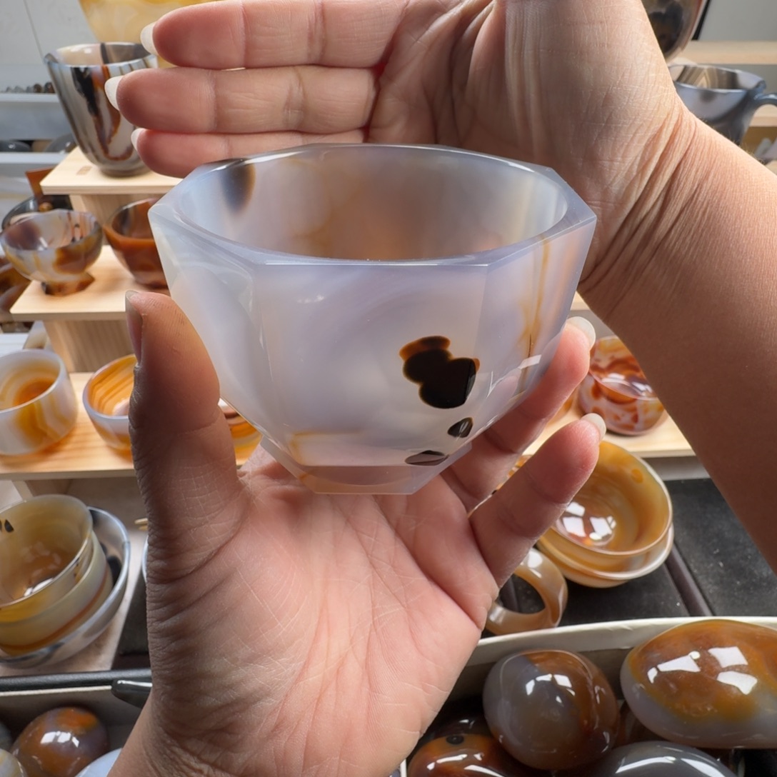 奈***何玛瑙/玉髓未镶嵌茶杯