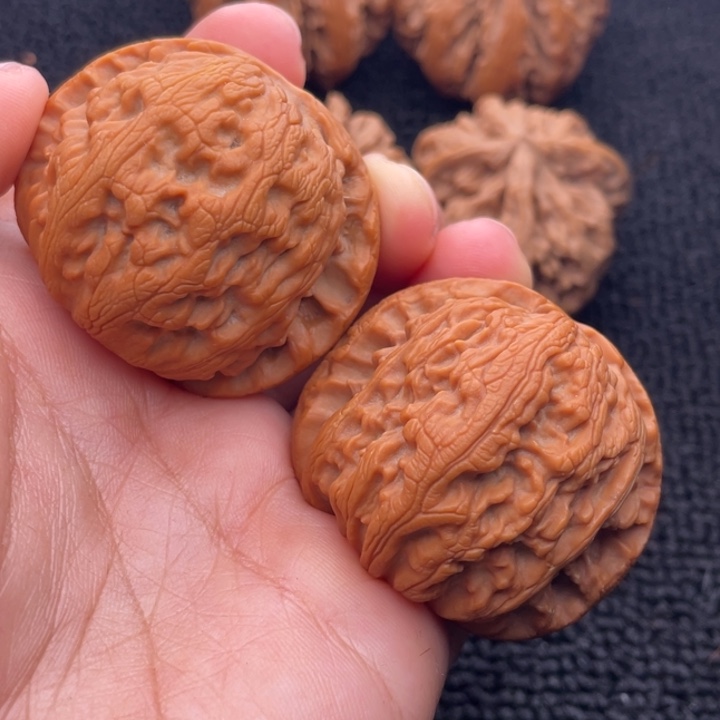 吊坠文玩核桃文玩核桃12