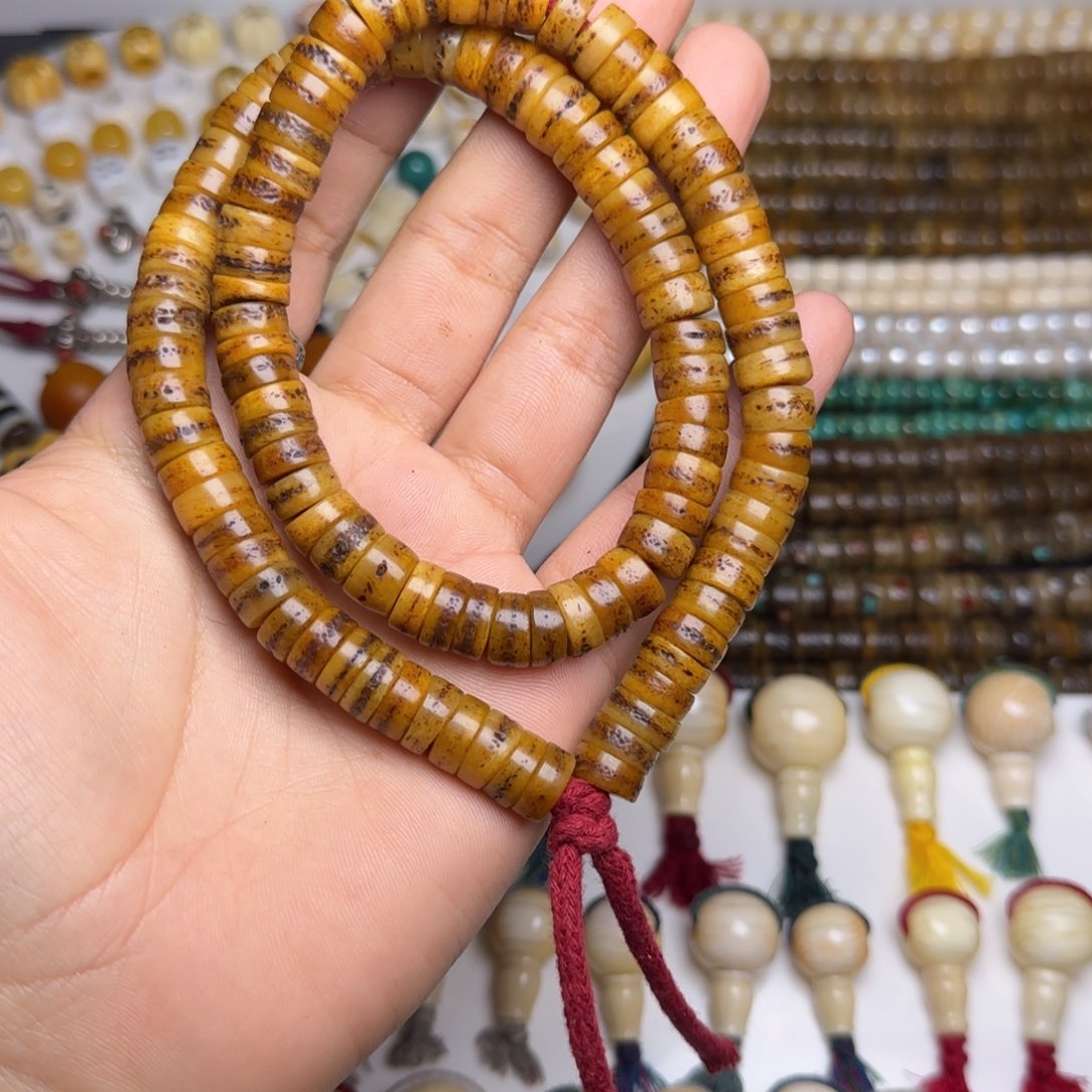 菩提籽类藏传老念珠