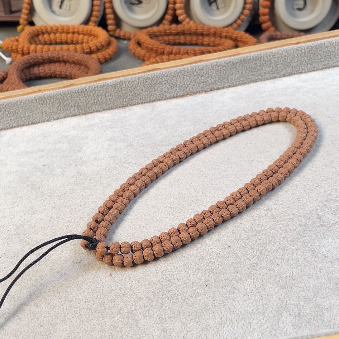 上****金刚菩提吊坠定制佛手