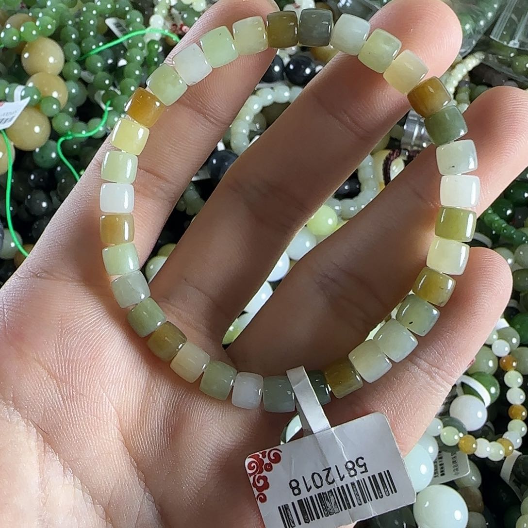 和田玉手链未镶嵌259