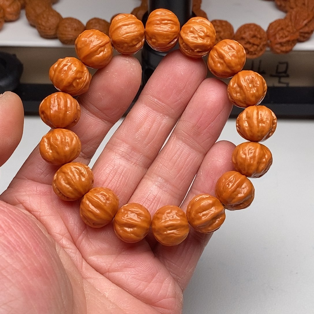 木质类文玩核桃1.5京八棱磨盘