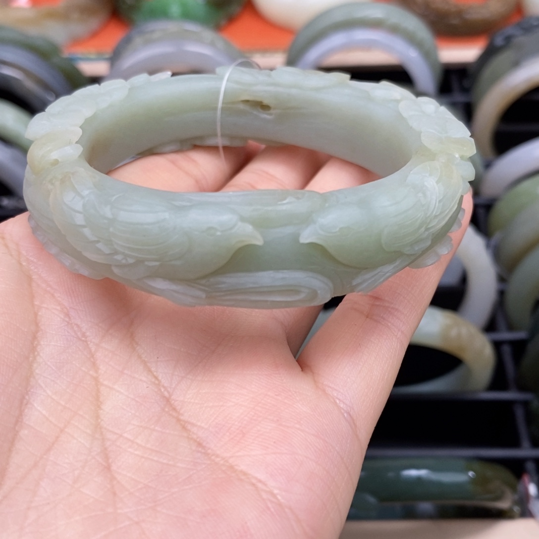^****和田玉未镶嵌手镯且末高清白手镯57# 定制
