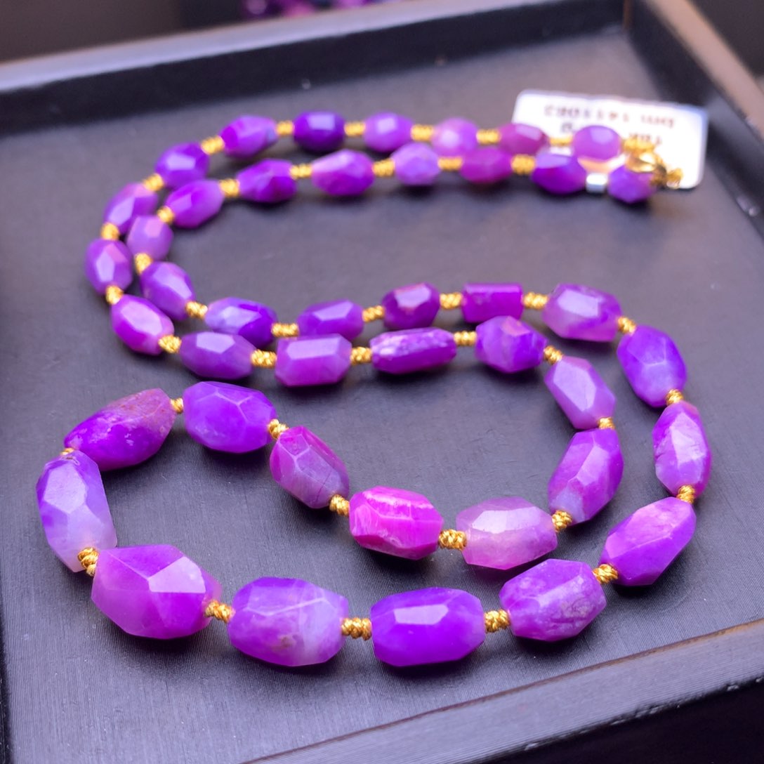 苏纪石（舒俱来）项链18K金镶嵌