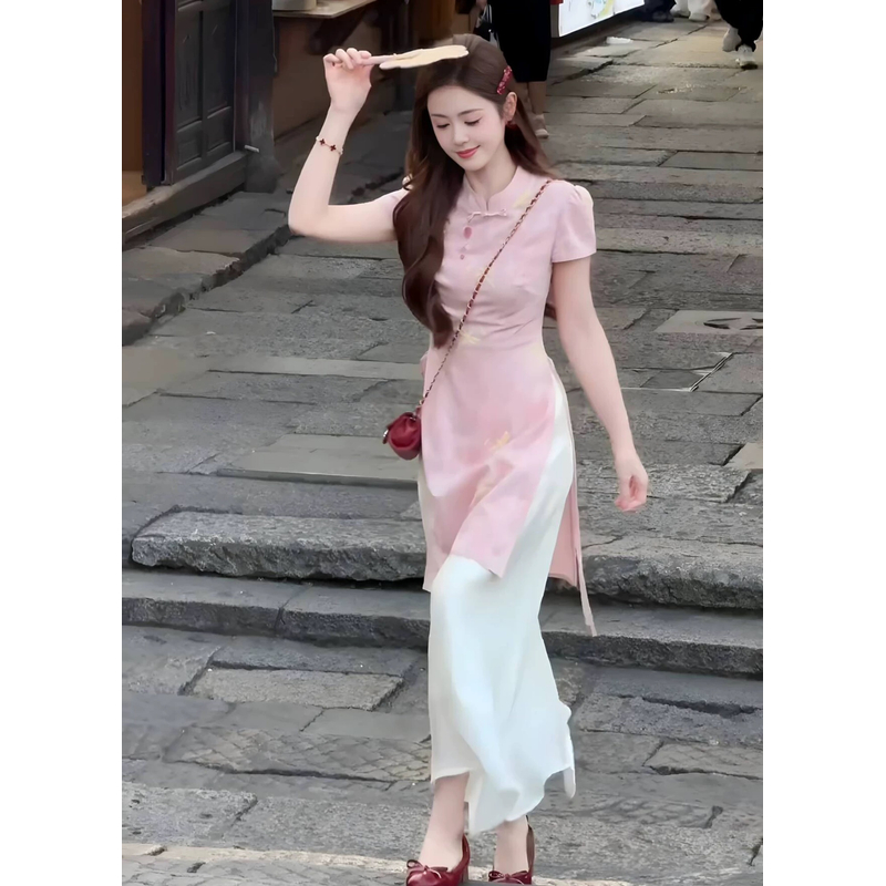 青倾家【满晴川】小蜻蜓印花新中式温婉风粉色改良旗袍长款连衣裙