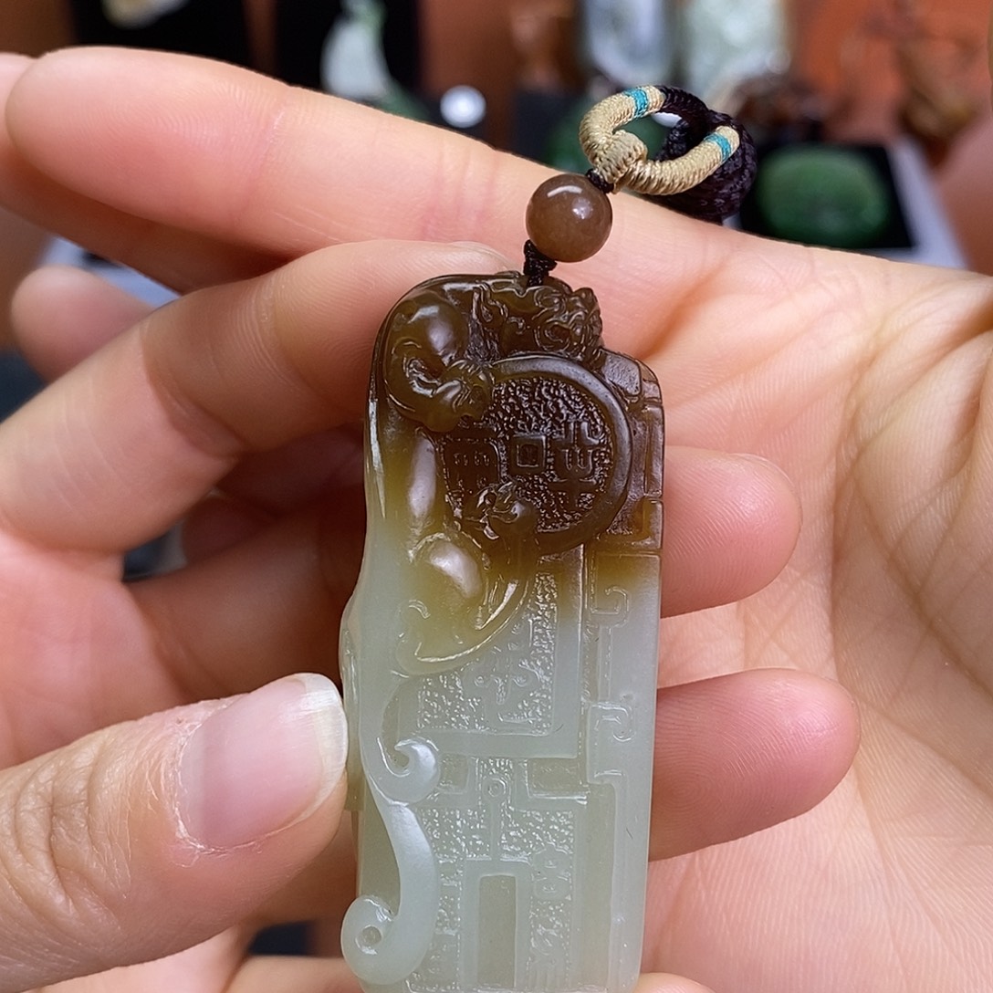 和田玉未镶嵌吊坠(不含链)