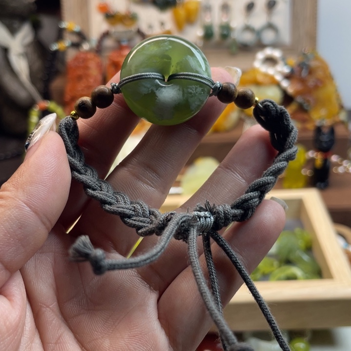 蛇纹石玉手链未镶嵌