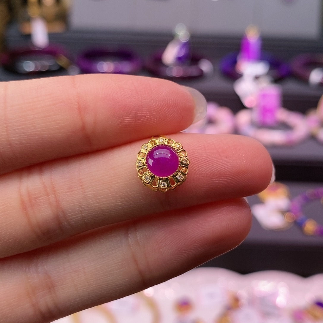 苏纪石（舒俱来）18K金镶嵌吊坠(不含链)