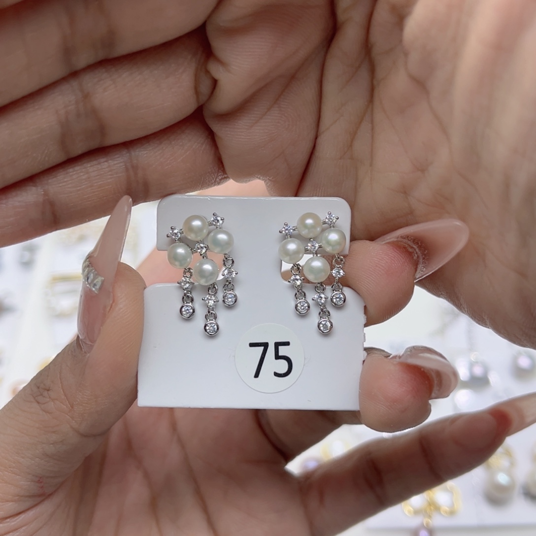 舒***塔淡水珍珠合金戒指