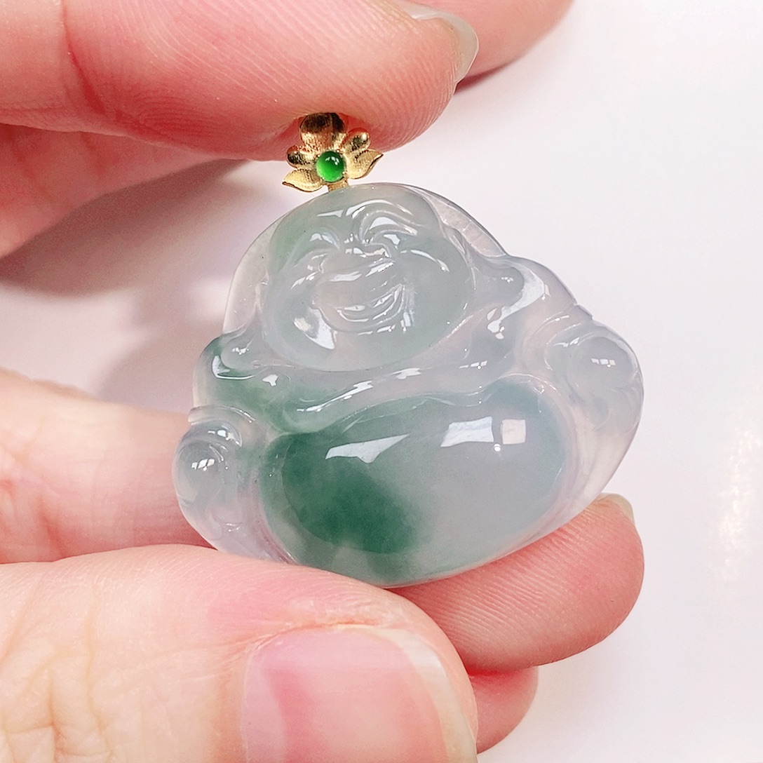 颈饰18K金镶嵌翡翠