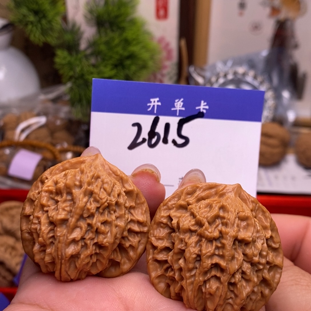 桃核吊坠盘龙纹。边41。全品。丹