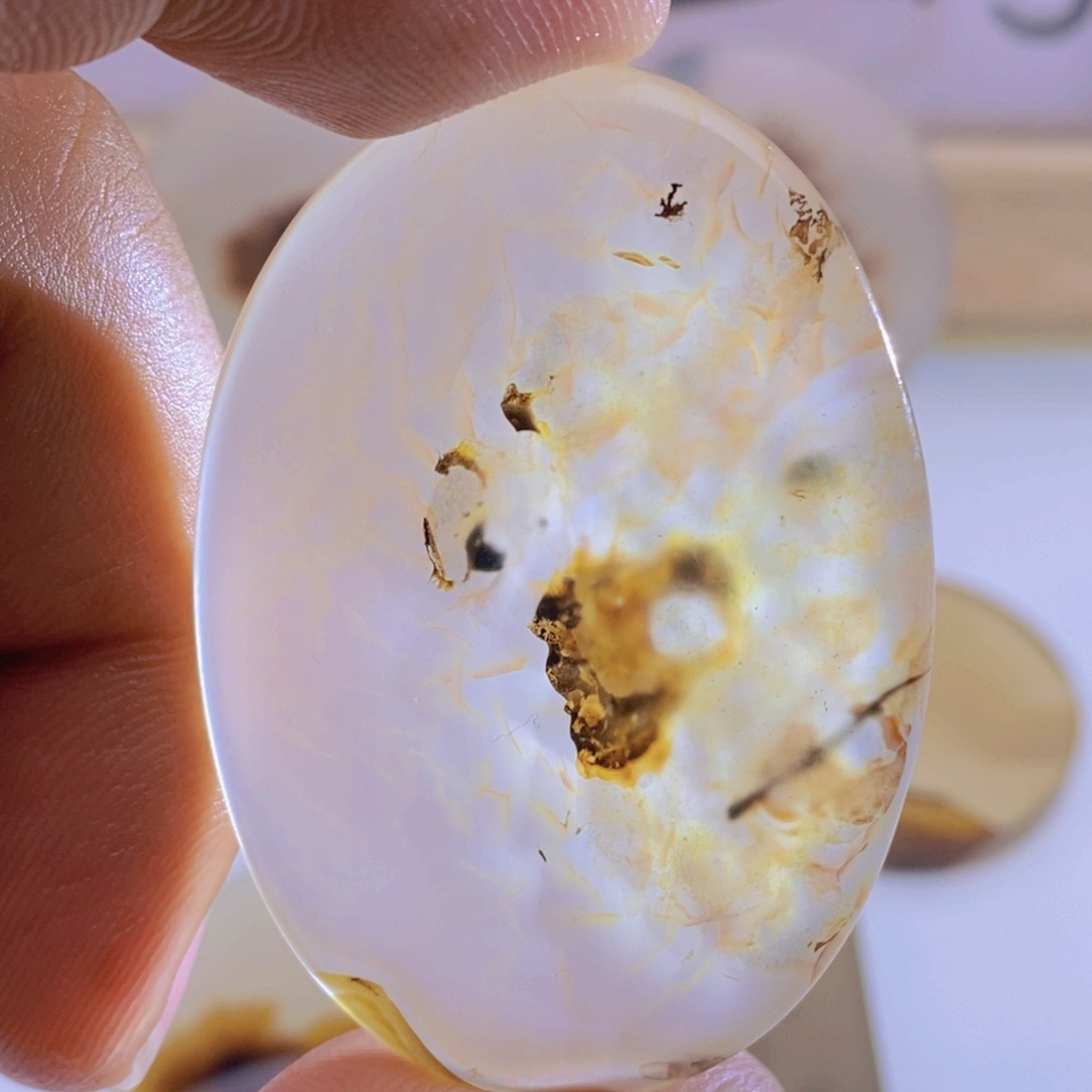 玛瑙/玉髓颈饰未镶嵌