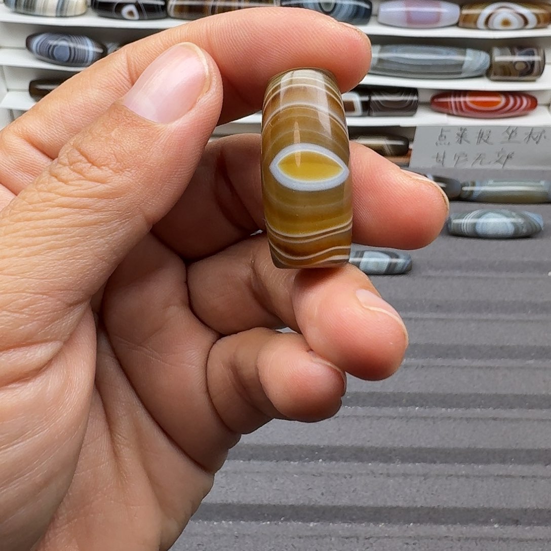 锦***玉玛瑙/玉髓合金珠宝半成品