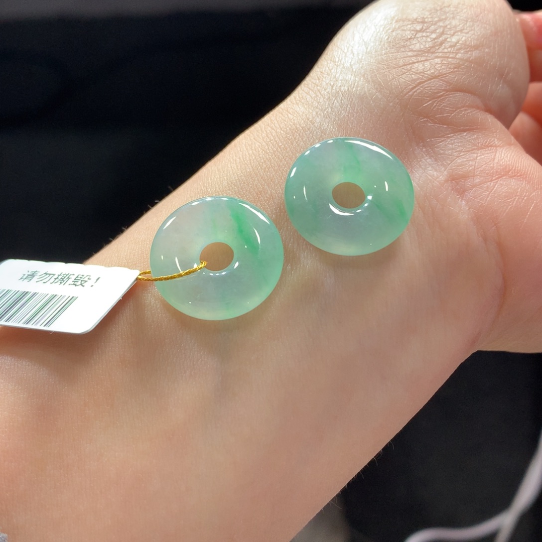 翡翠手链未镶嵌木那冰胶金丝绿甜甜圈一对