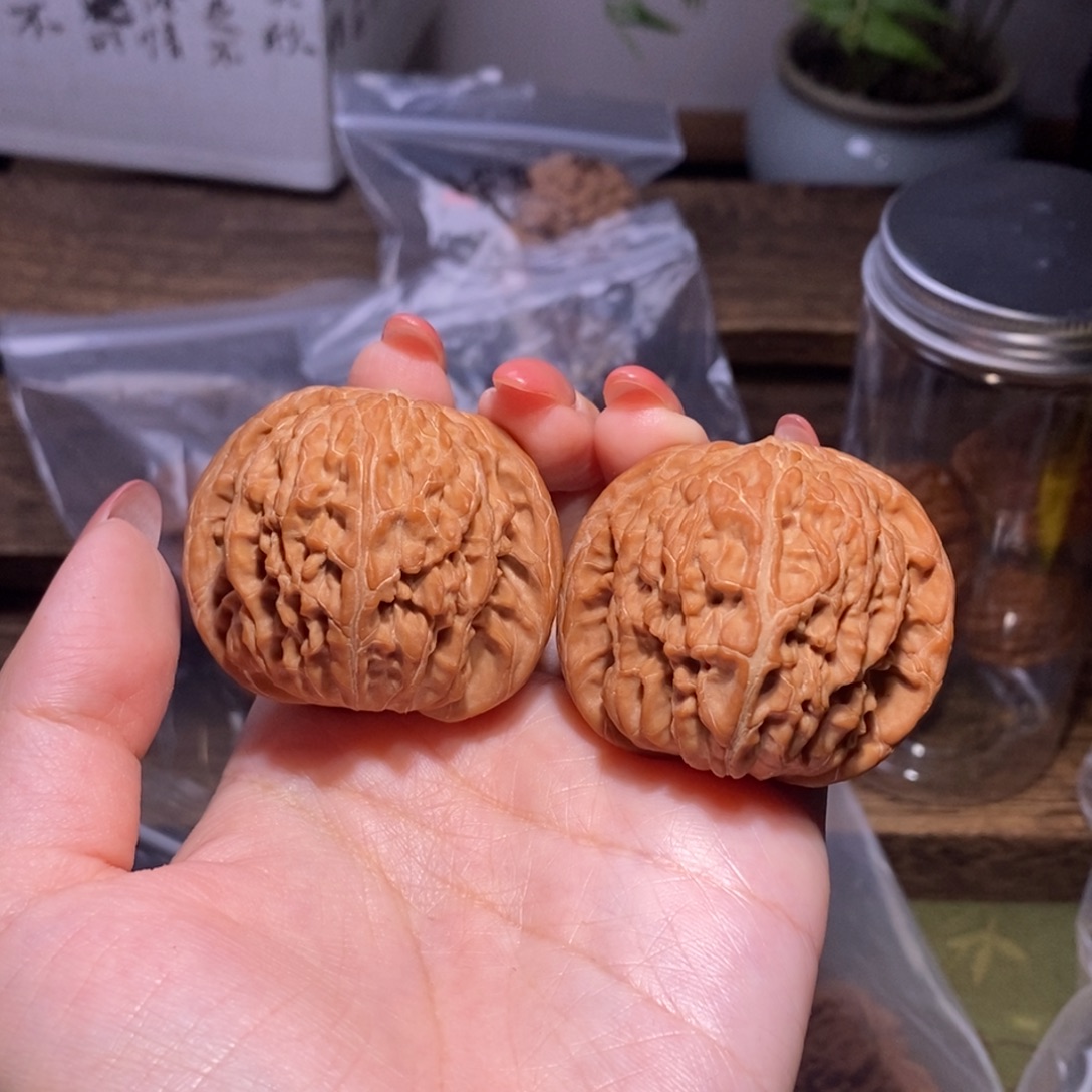 墨***瑟文玩核桃吊坠全品血磨1851