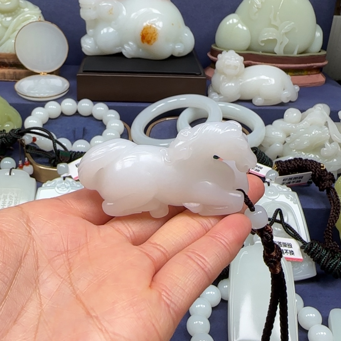 小***寇和田玉未镶嵌挂件