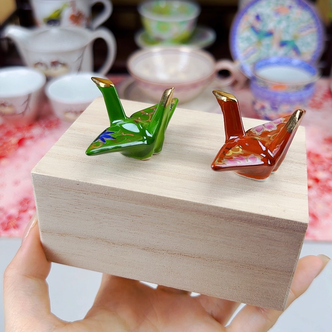 他家茶具瓷器真美！