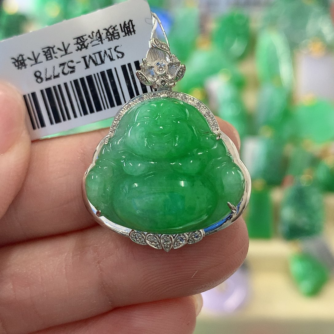 翡翠颈饰18K金镶嵌挂件