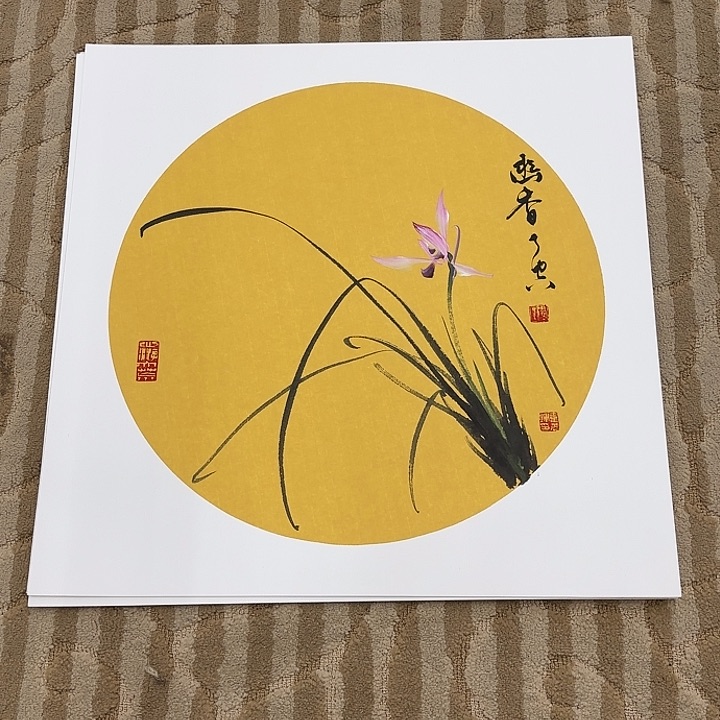 国画花鸟的翅膀是由两只50.50