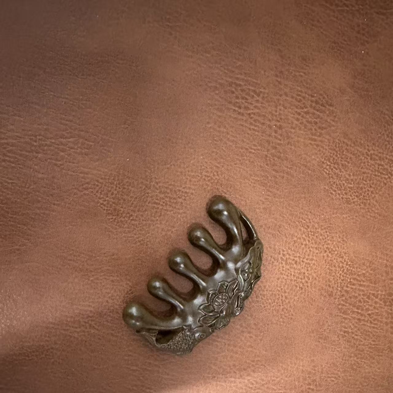 金丝檀梳理梳子一把A00055