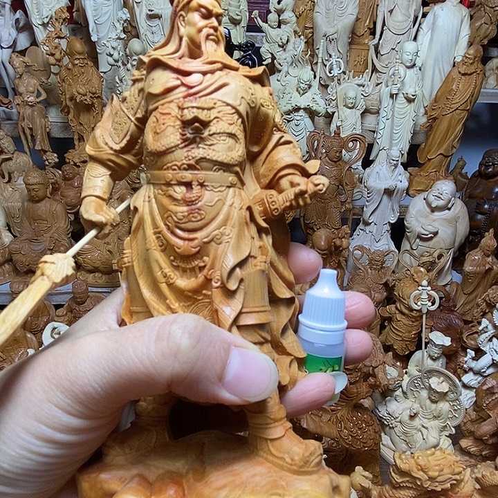 鸿***照柏木（崖柏）关二爷