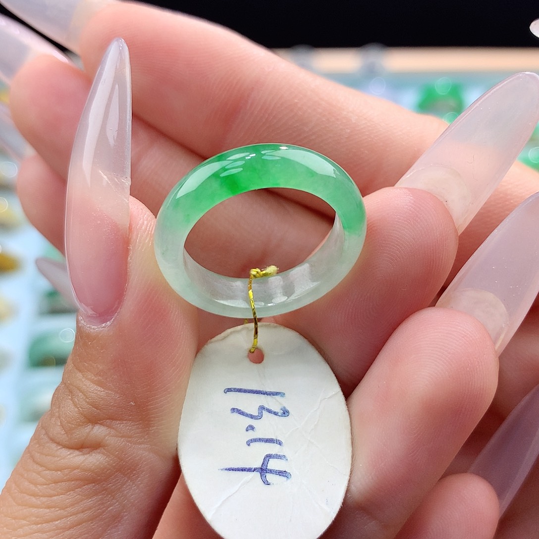 翡翠戒指未镶嵌懿13-14圈