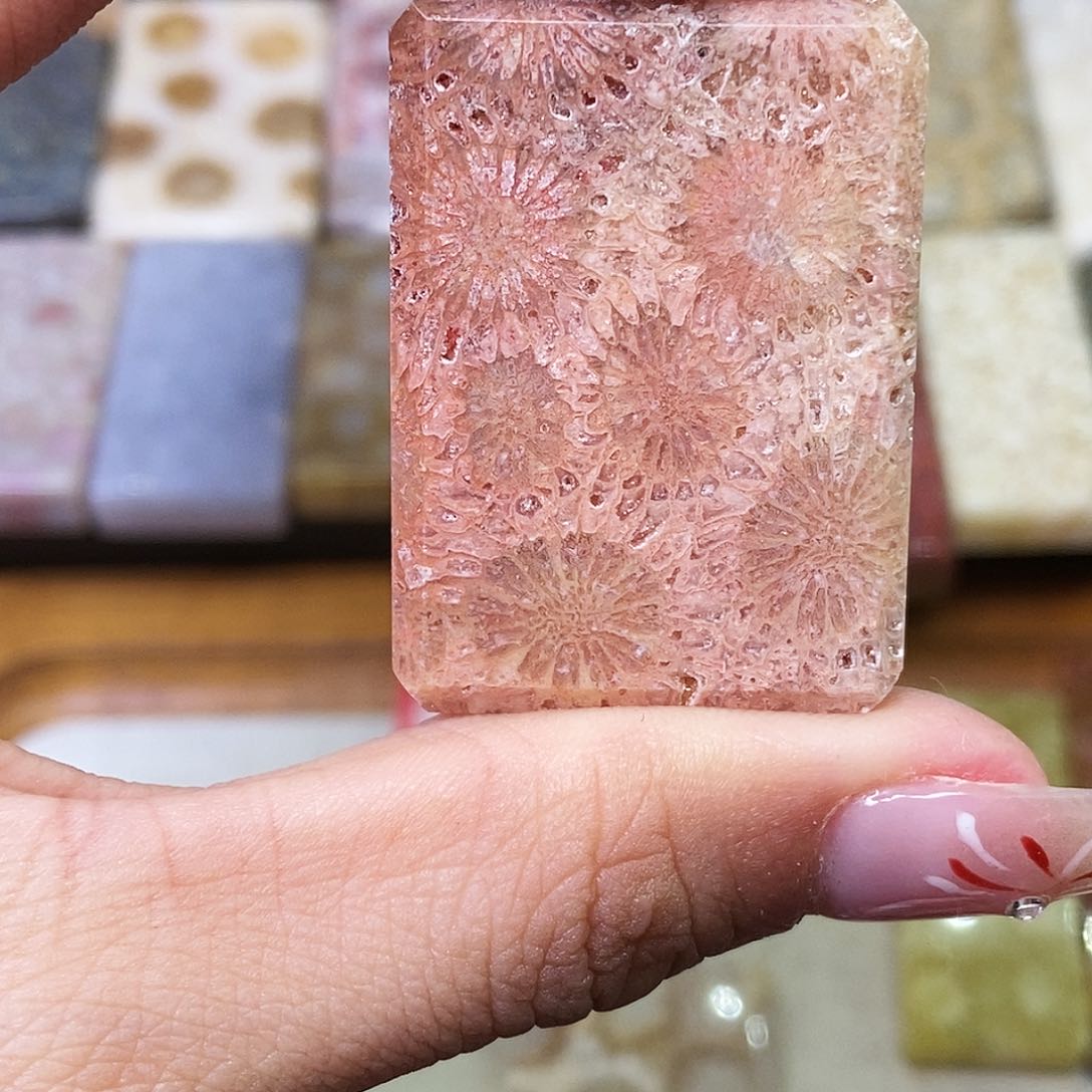 硅化玉颈饰合金?*果