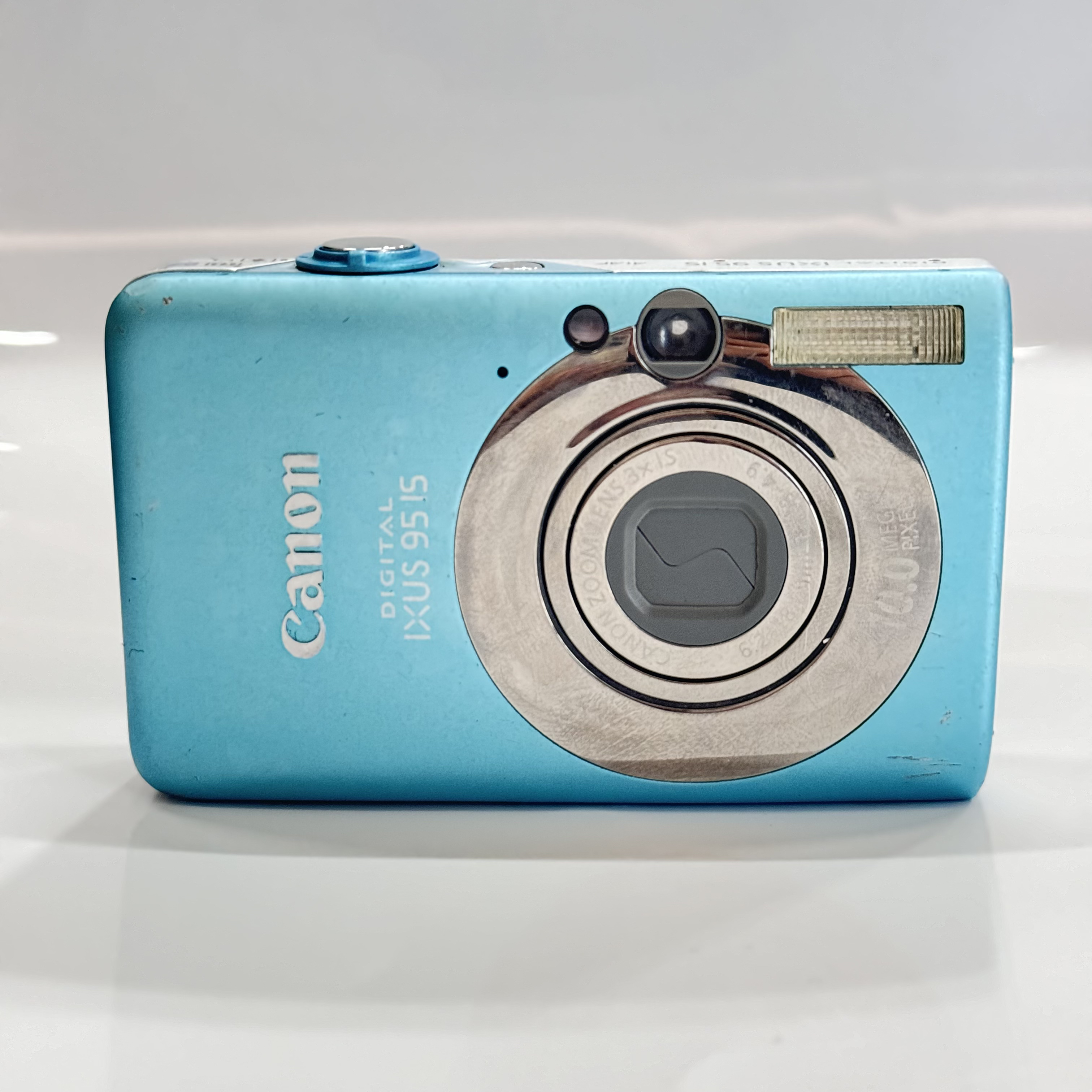 9新 Canon/佳能 ixus95蓝色1000w像素3x光变ccd数码相机