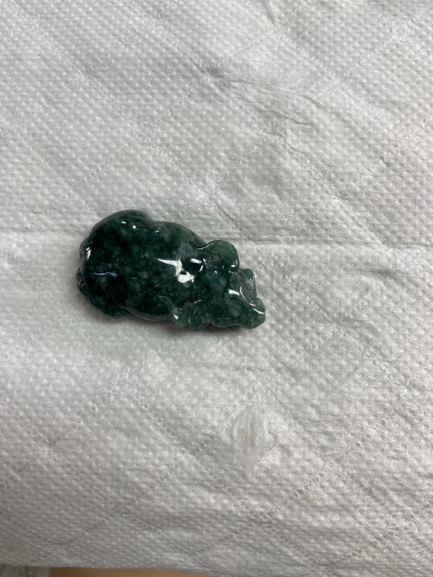 玉如军意翡翠珠宝