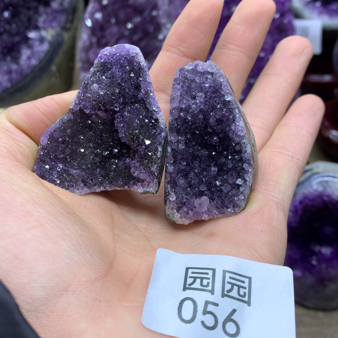 紫晶大型摆件（非配饰）未镶嵌