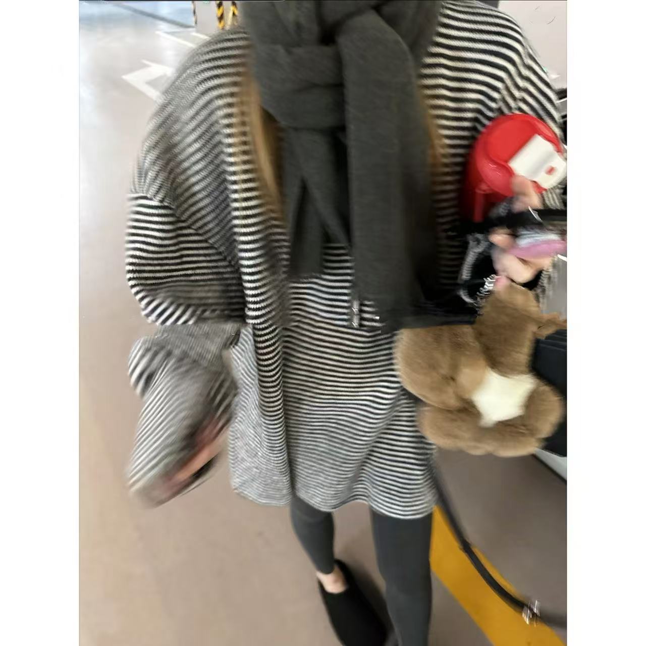 徐秋阳 条纹音符 绒毛感加厚打底条纹T恤上衣大版型宽松韩系13998