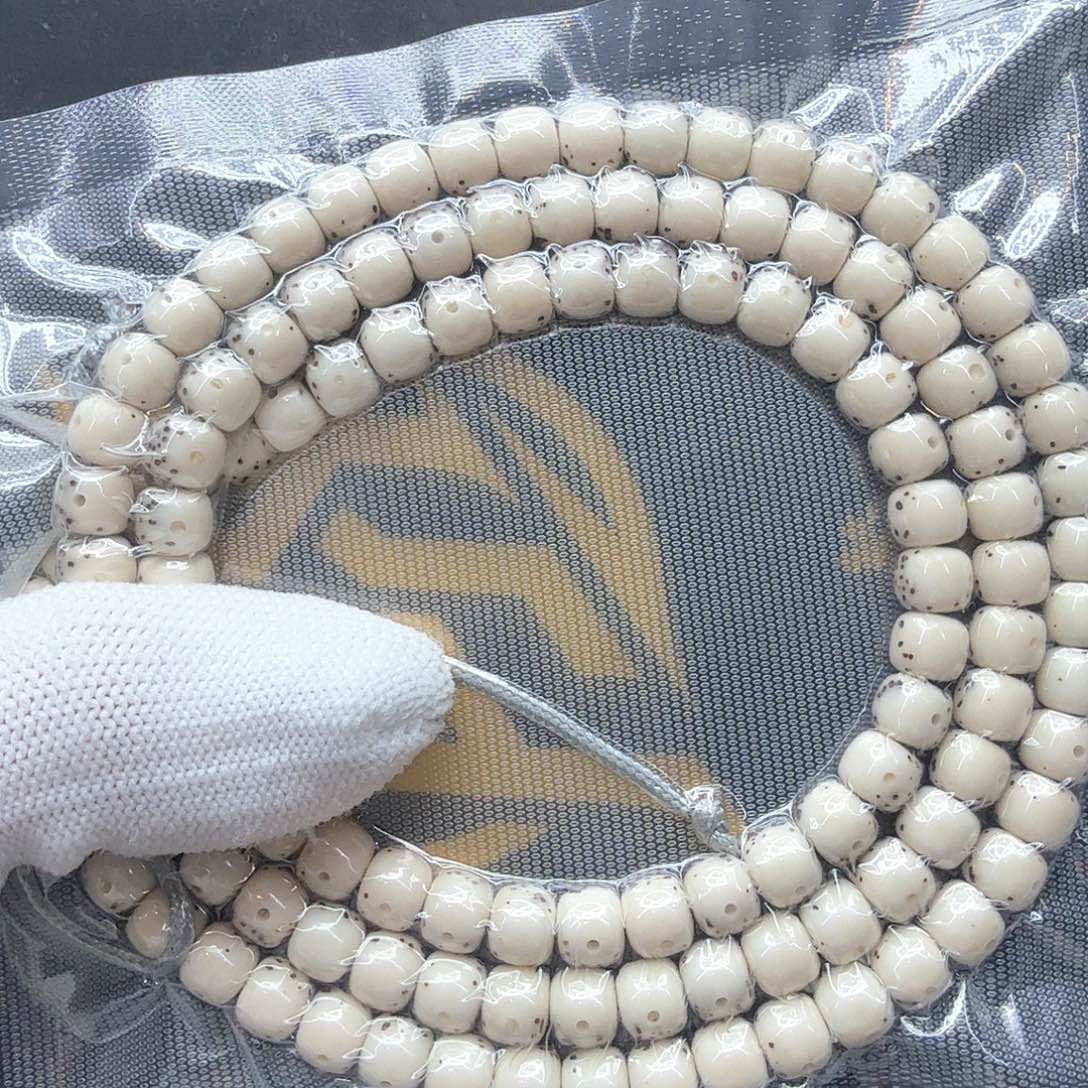 星月菩提吊坠8冰白大眼睛7左右108