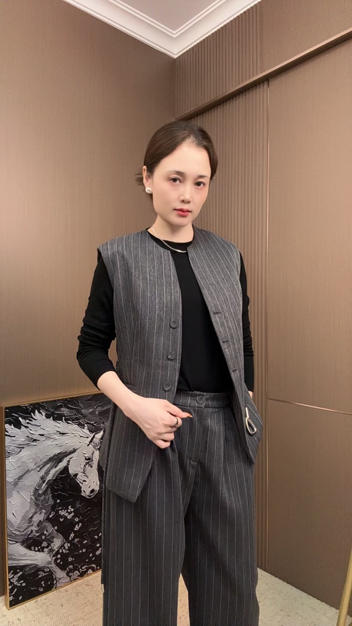 25秋显瘦轻熟风百搭高级时尚条纹套装西装马甲休闲风裤子秋冬爆款