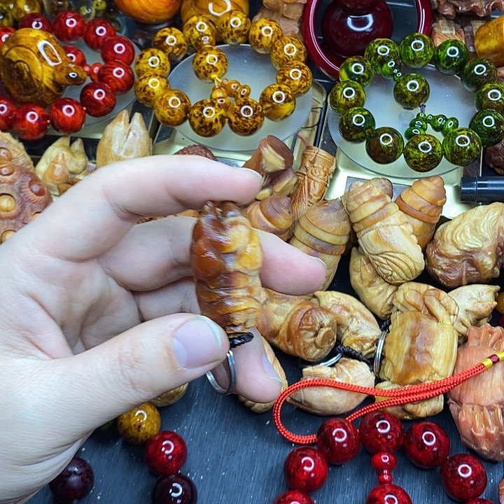 松木琥珀木文玩手串