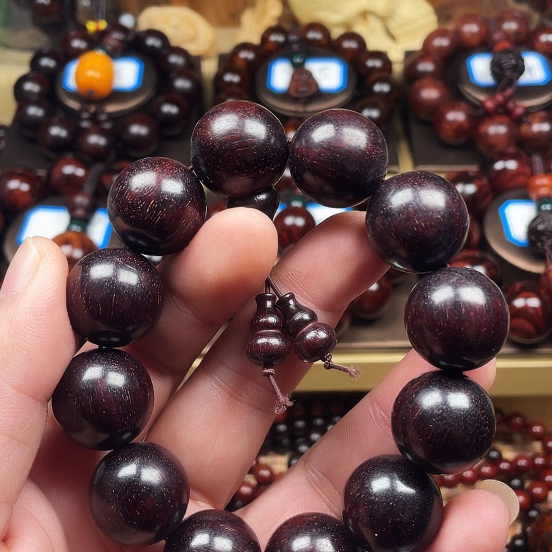 染料紫檀（血檀）2.0带金星好看