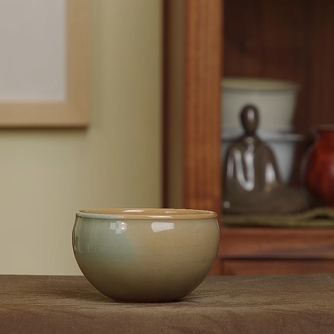 特殊系列窑变孤品果子杯陈卫武龙泉青瓷主人杯钵杯