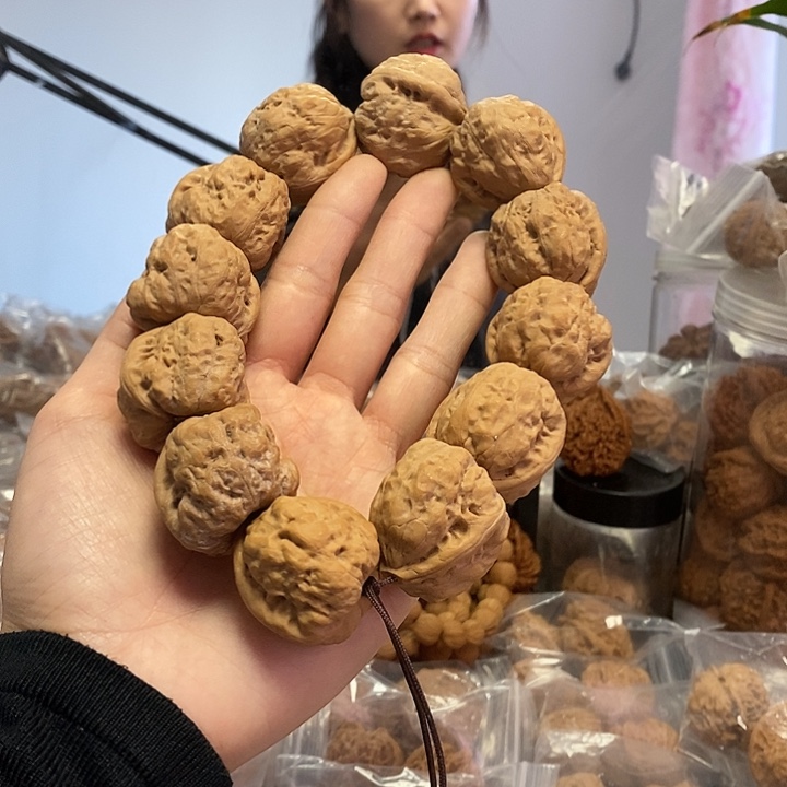 文玩核桃把件36古蝉手持黄