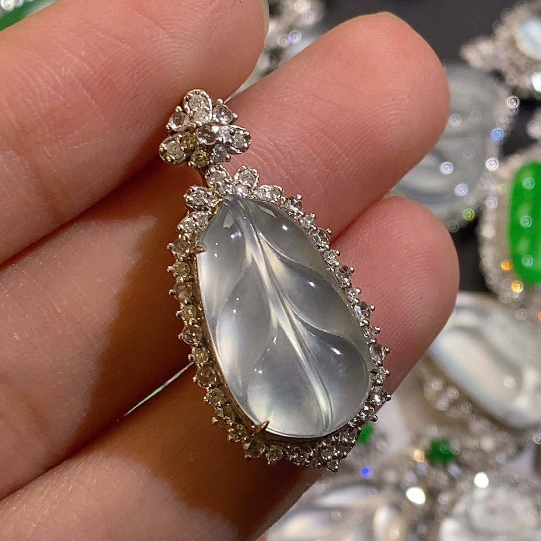 翡翠颈饰18K金镶嵌天然缅甸A货翡翠