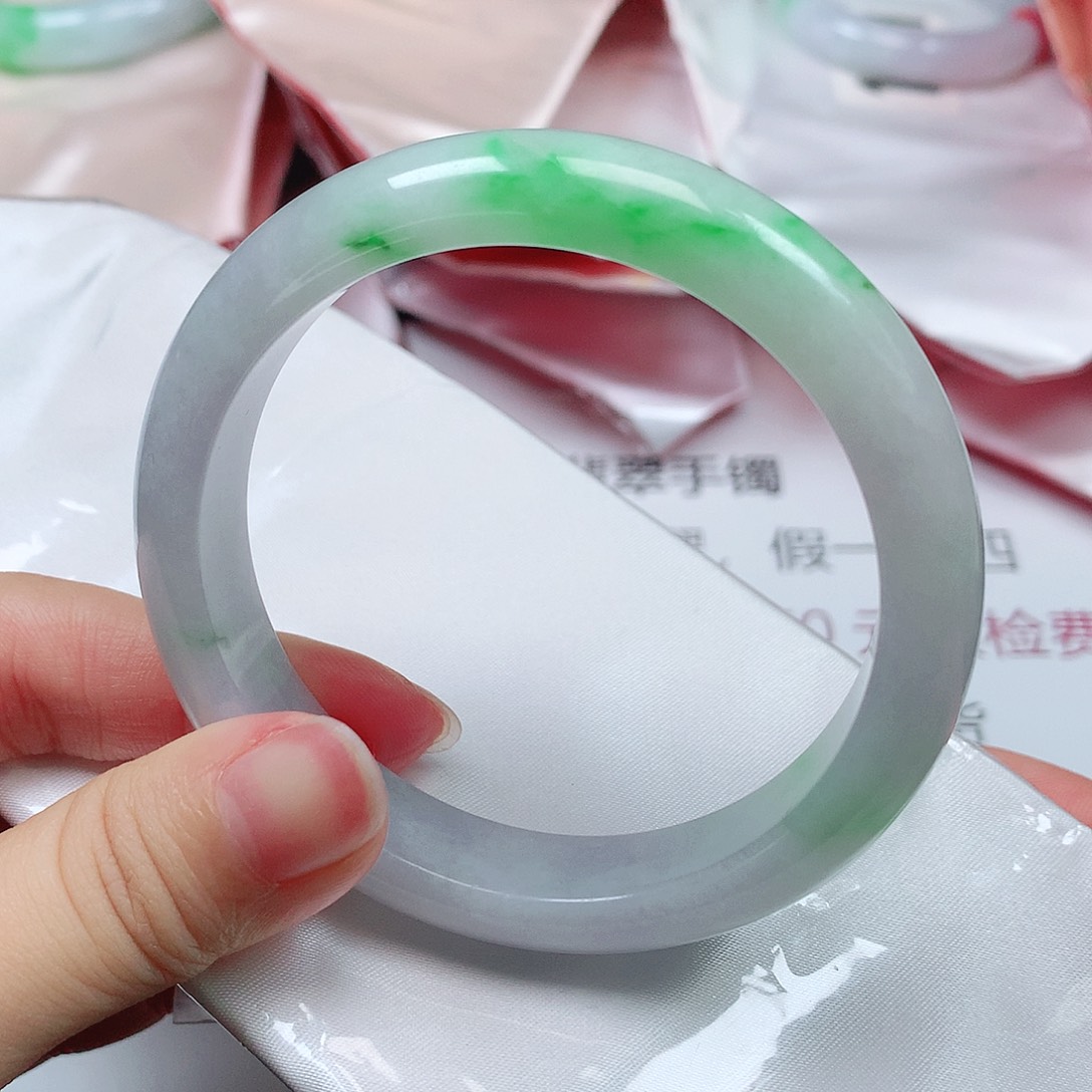 翡翠未镶嵌手镯1726