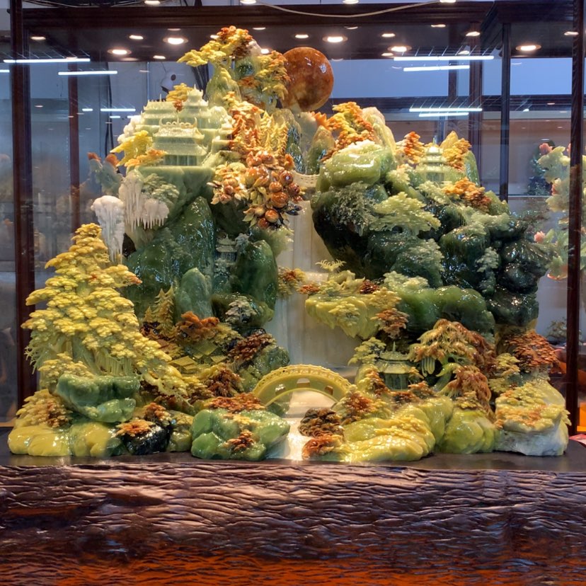 【闪购商品】蛇纹石玉摆件覆膜未镶嵌