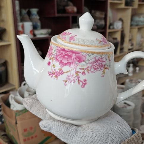 库存微瑕多孔茶壶